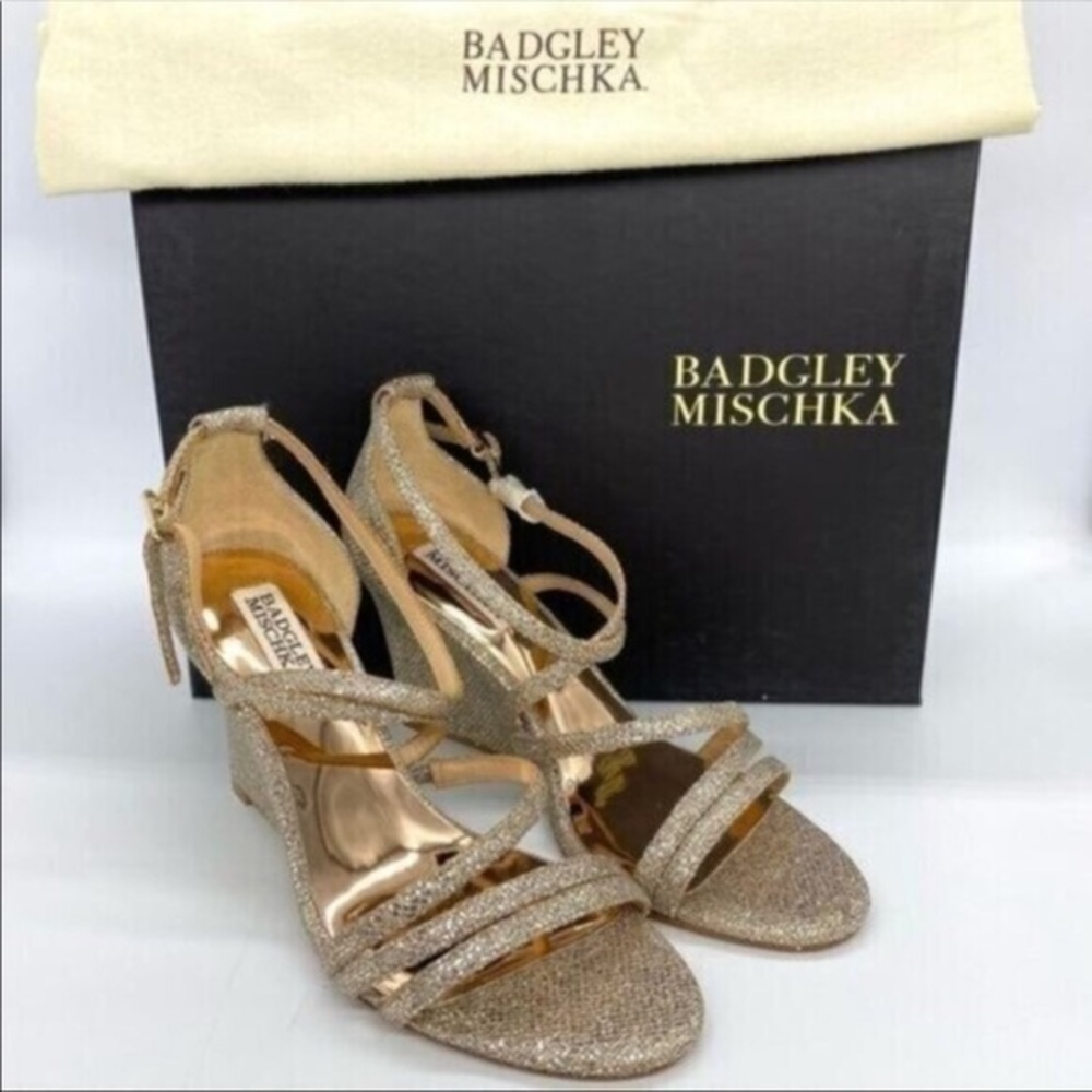 Badgley Mischka Women's Bonanza Gold Wedge Heels